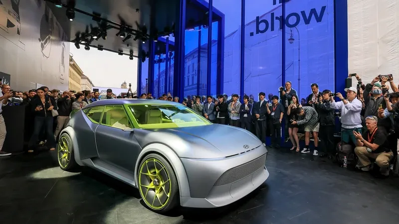Hyundai Concept THREE