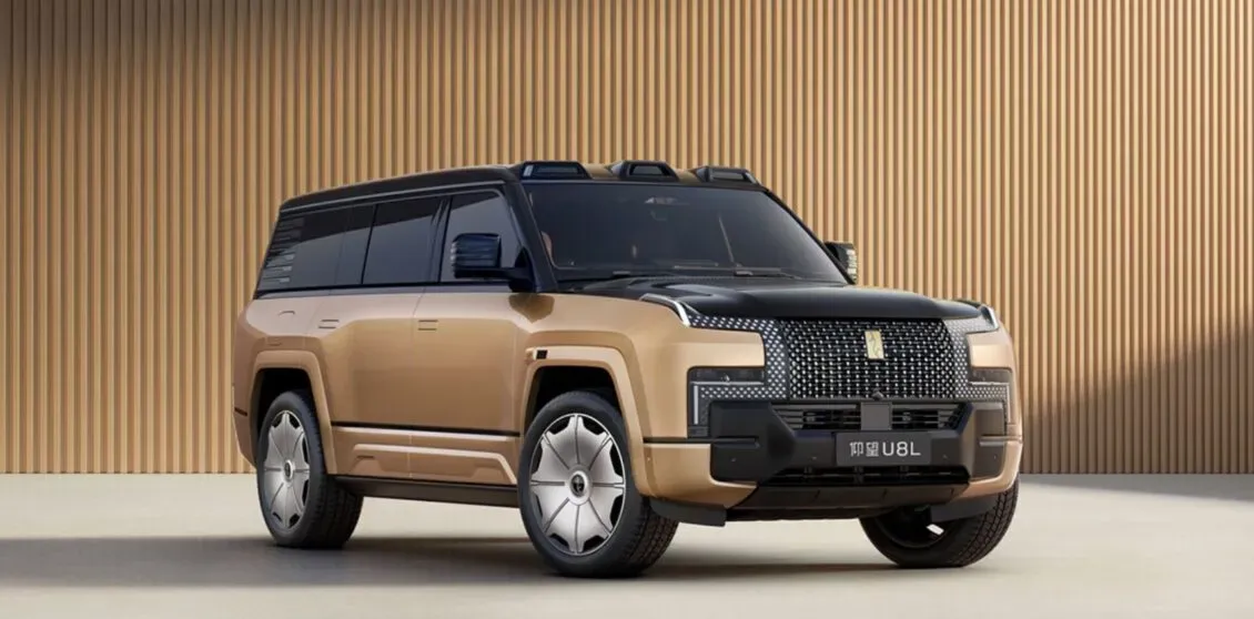 BYD Yangwang U8L