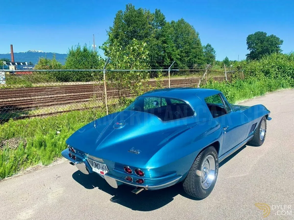 Classic 1967 Chevrolet Corvette C2