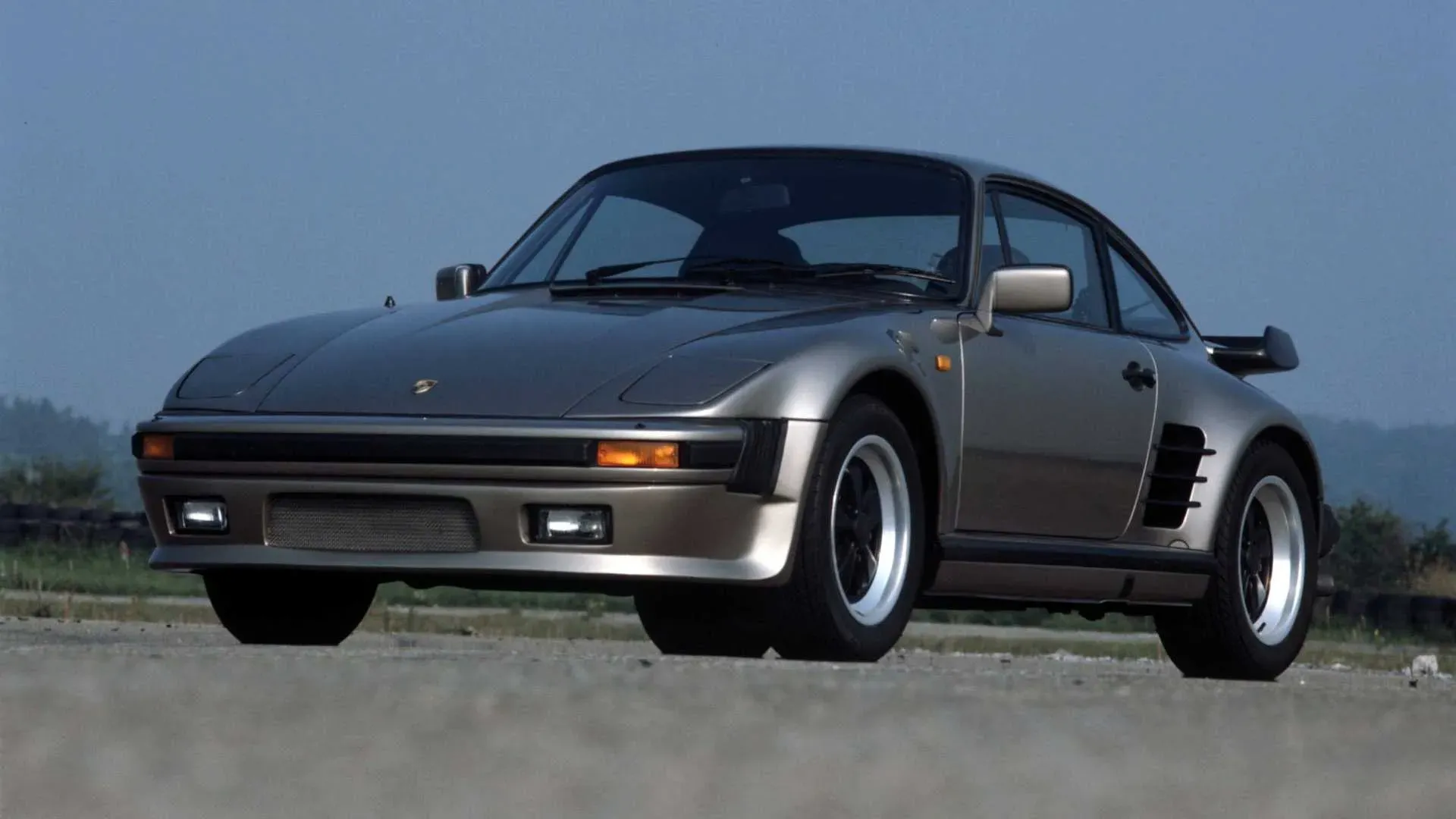 Porsche 911 Flachbau moderno
