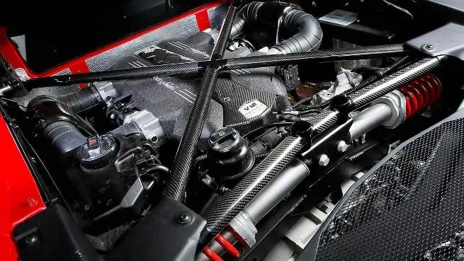 Lamborghini cree en el futuro de los V12