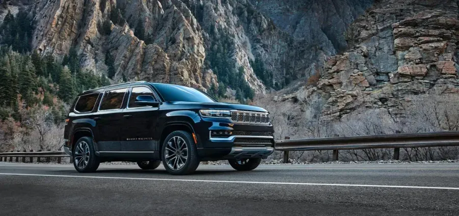 Vehículo Negro Recall Jeep Wagoneer