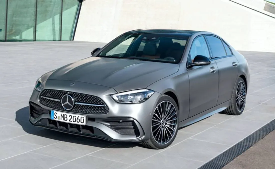 Mercedes-Benz Clase C estrena generación