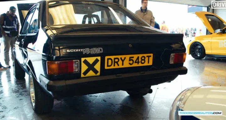 Richard Hammond en el Ford Escort RS2000 durante una de las pruebas del Pomeroy Trophy.