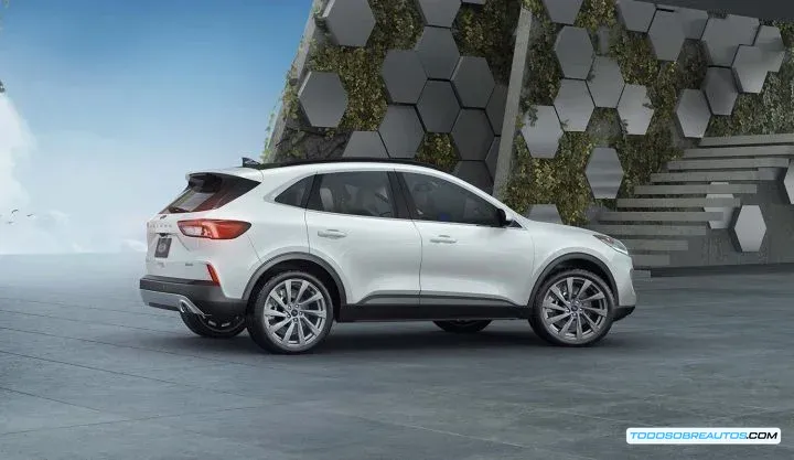 Ford Escape PHEV en México