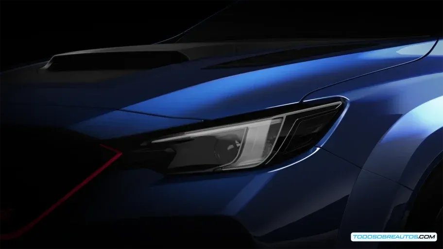 Detalle del Performance-B STI Concept, destacando el color azul característico, los detalles en rojo cereza de STI y la firma lumínica trasera en forma de gancho.
