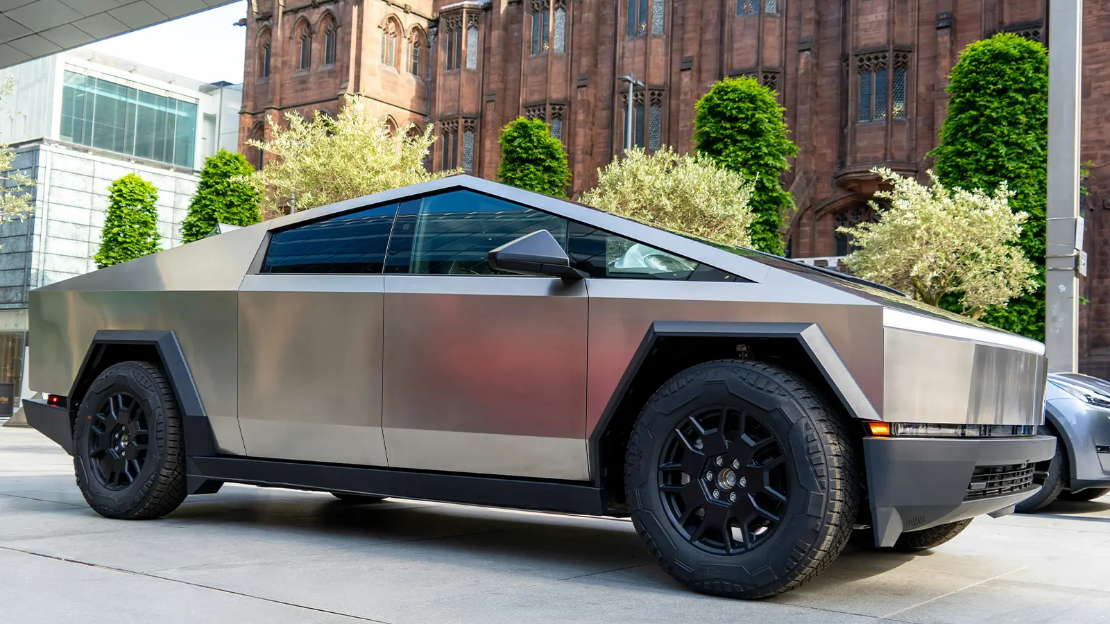 Tesla cancela el Cybertruck RWD