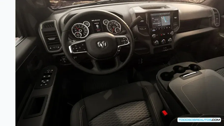 Detalle del motor V8 HEMI de la Ram 4000 2026.