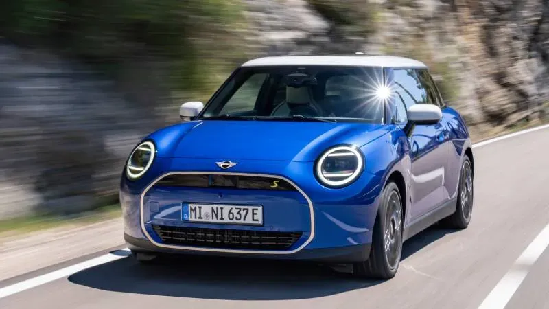 MINI Y Paul Smith Reafirman Su Alianza Creativa En El Japan Mobility Show 2025