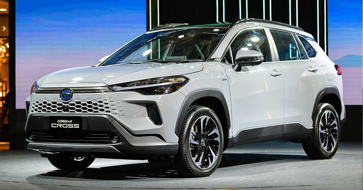 Vehículo Blanco Toyota Corolla Cross 2025