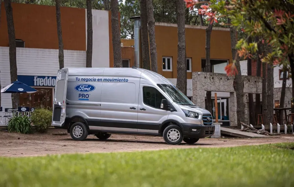 Ford E-Transit Van - Vehículos nuevos Casa Toro