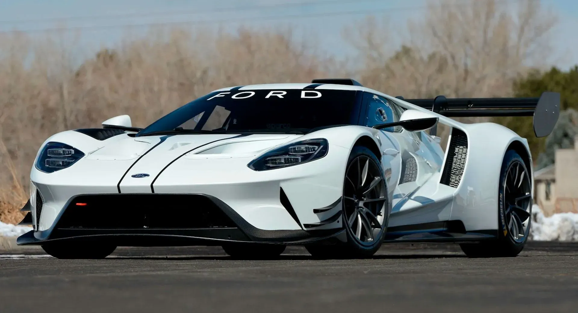 Vehículo Blanco Ford GTX1 a Subasta