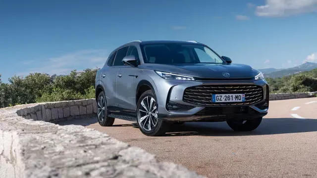 Los 10 coches PHEV más vendidos en España en 2025