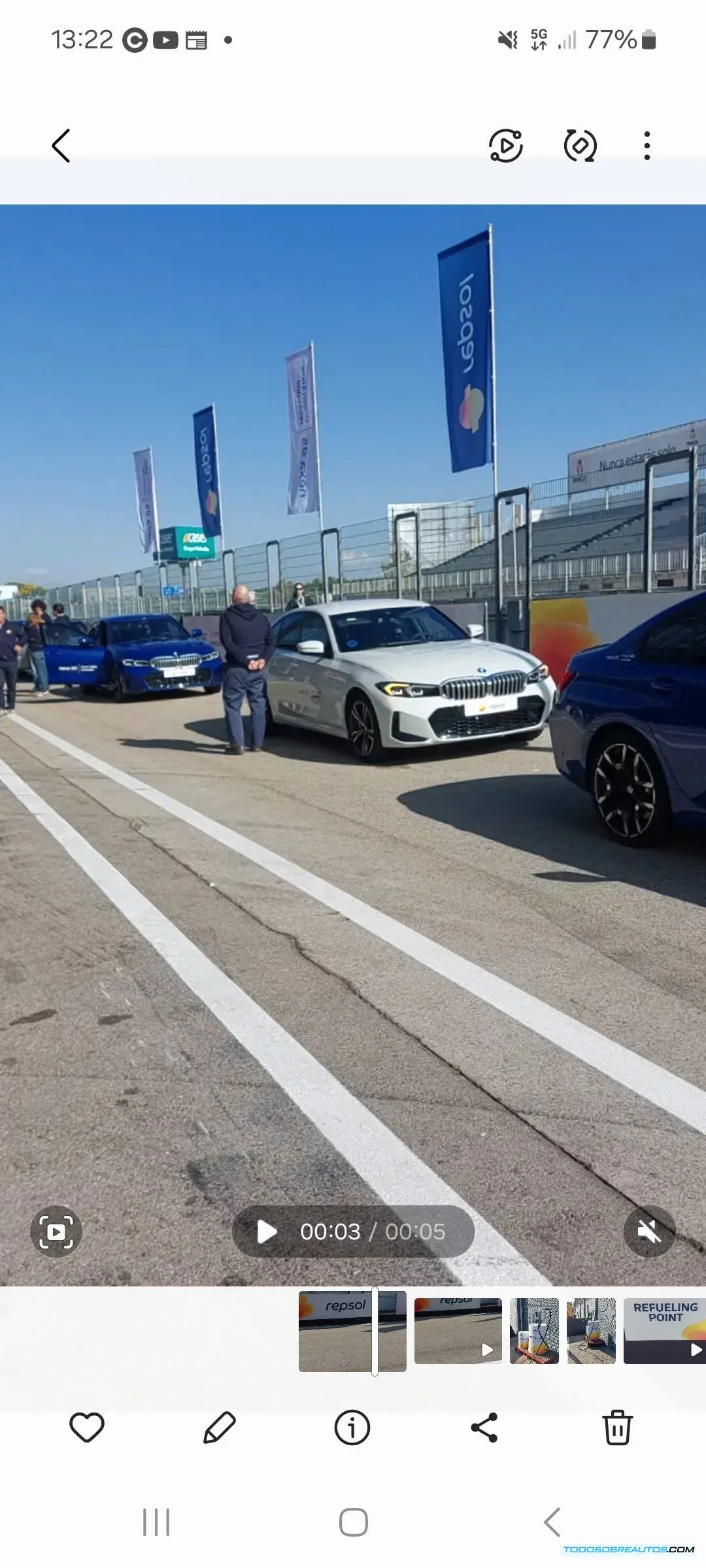 Coches en el circuito de Jarama