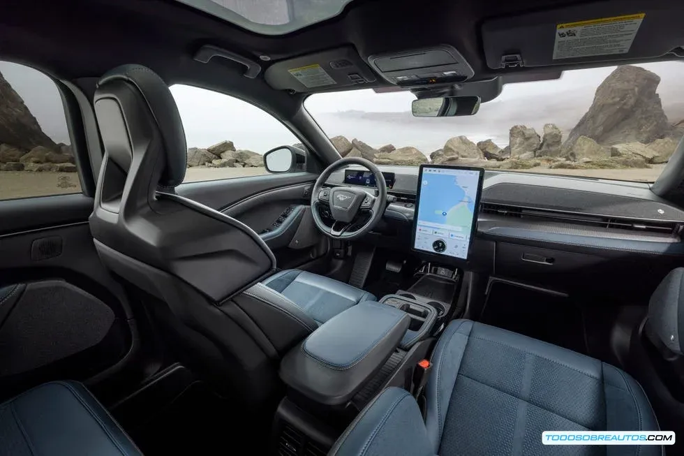 Detalle de las llantas del Ford Mustang Mach-E California Special