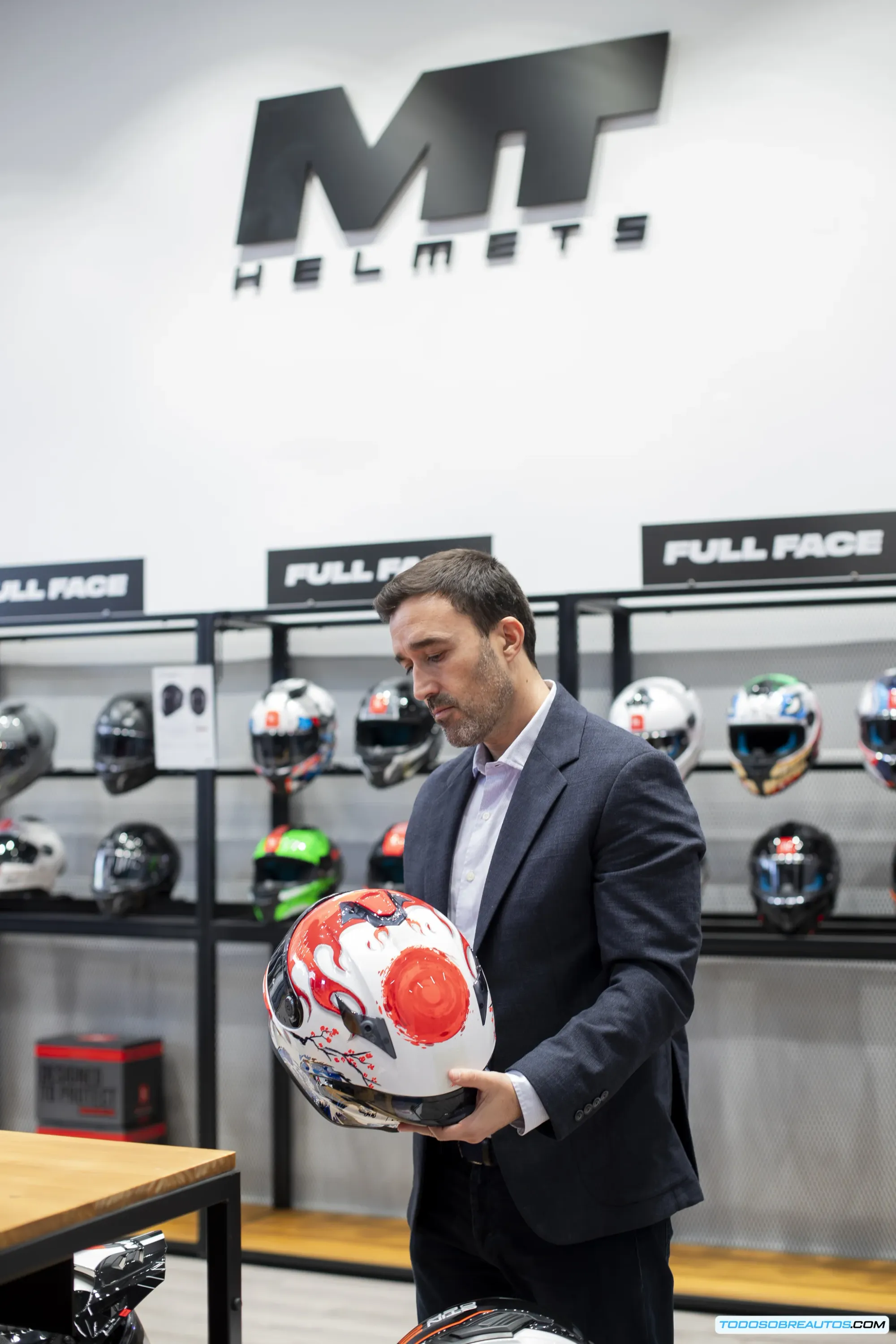 Instalaciones de producción de MT Helmets.