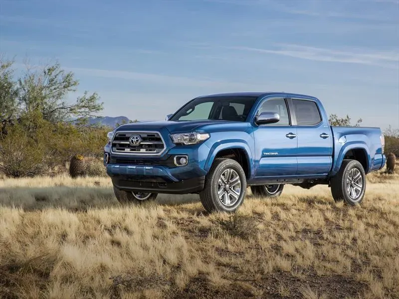 Toyota Tacoma 2016 se presenta