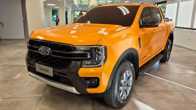 Vehículo Ford Ranger Híbrida PHEV en Argentina