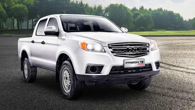 JAC Frison T6 Flex 2025, baja de precio y vuelve a ser la pickup más barata