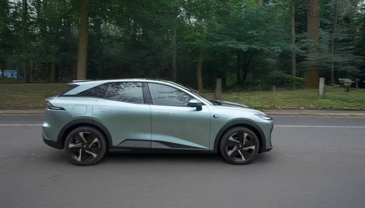 Vehículo Híbrido de Rango Extendido (REEV)