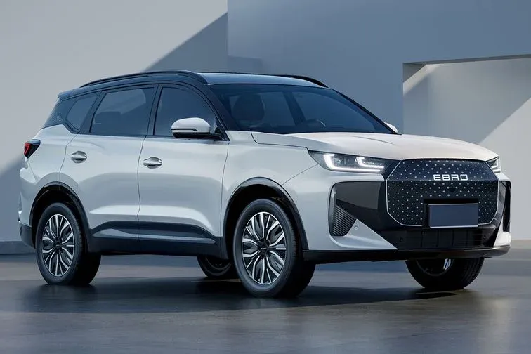 Así es el SUV que Ebro va a empezar a fabricar en España: un rival del Hyundai Tucson con casi 350 CV