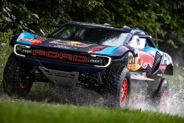 Ford Raptor T1+: Así es el nuevo coche del Dakar de Carlos Sainz