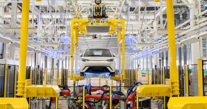 BYD, a punto de asignar una fábrica a España