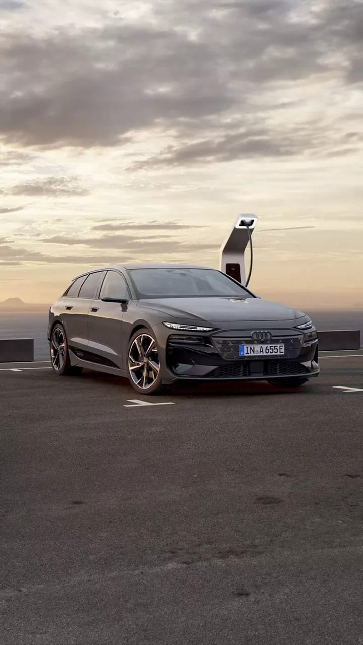 Carga eléctrica fuera de casa de un eléctrico o híbrido enchufable