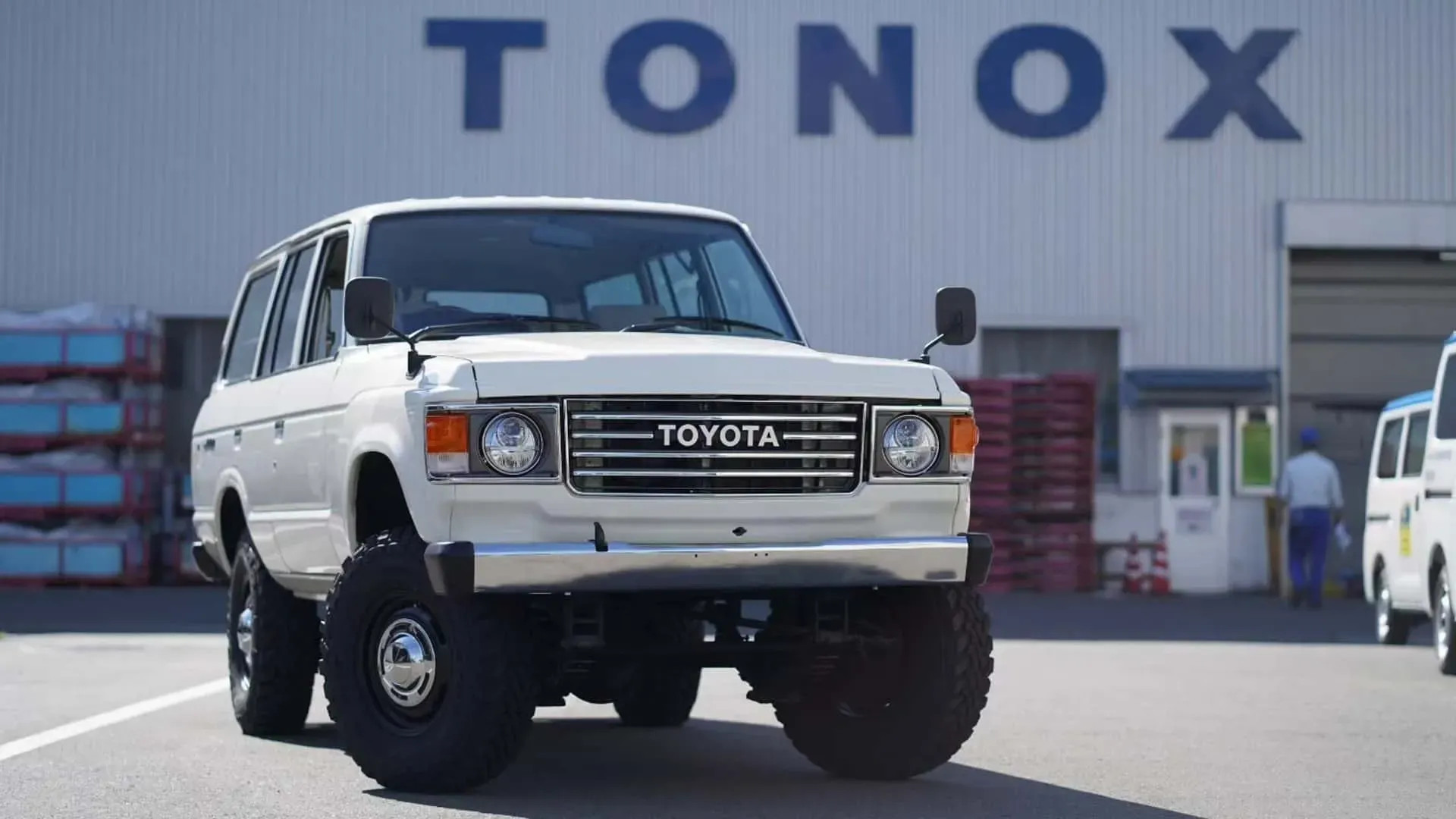 Toyota Land Cruiser FJ60 Restomod V6 Biturbo