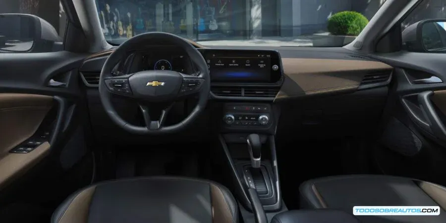 Detalle de los faros LED del Chevrolet Tracker 2026