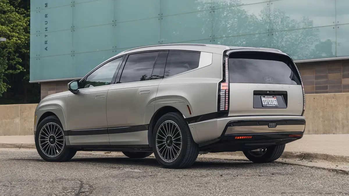 2026 Hyundai Ioniq 9 Review