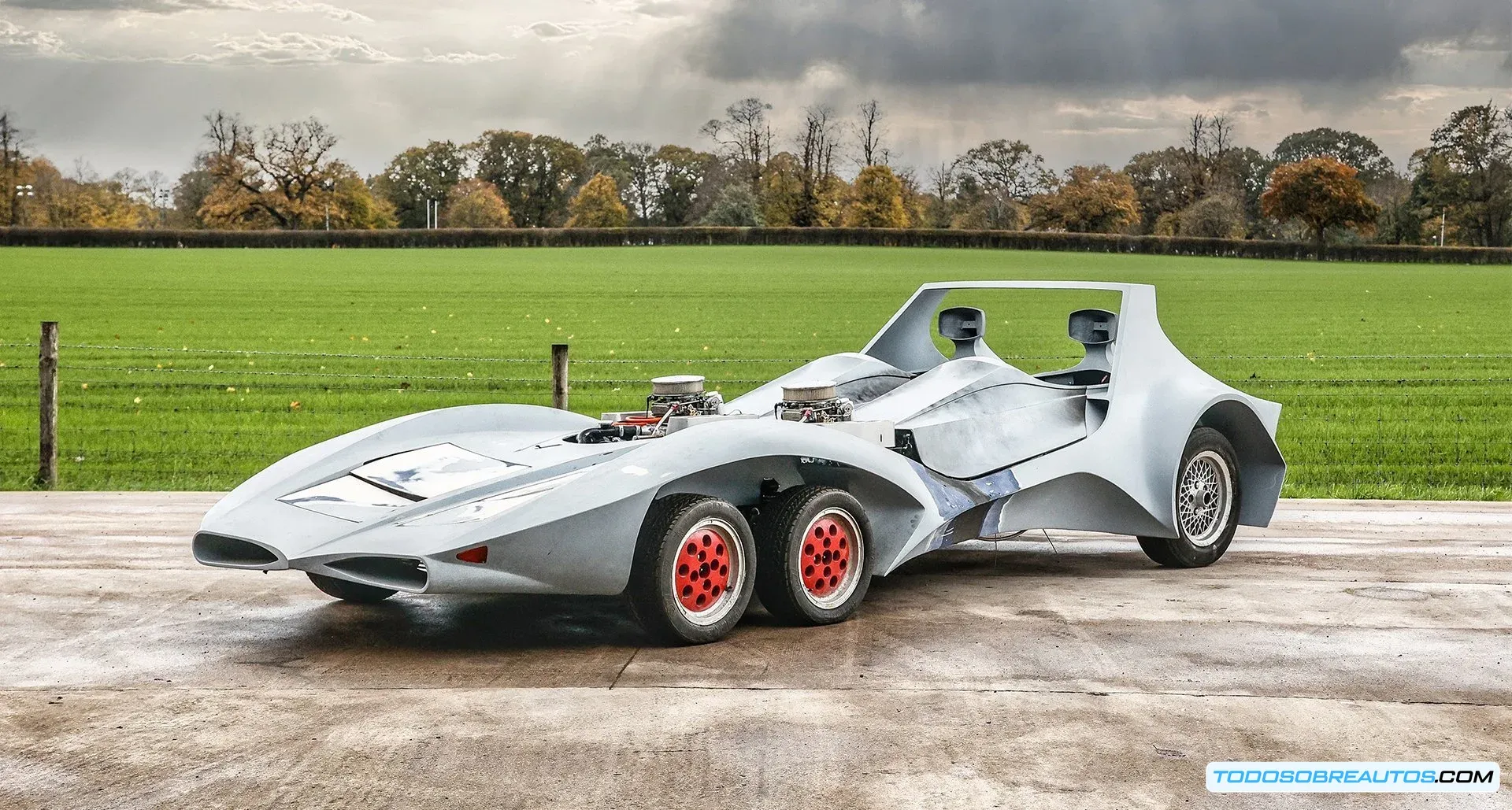 Wolfrace Sonic en un entorno de los años 80