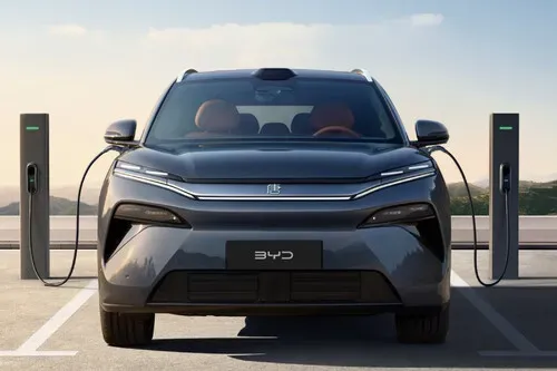 autos chinos a gasolina en mercados emergentes