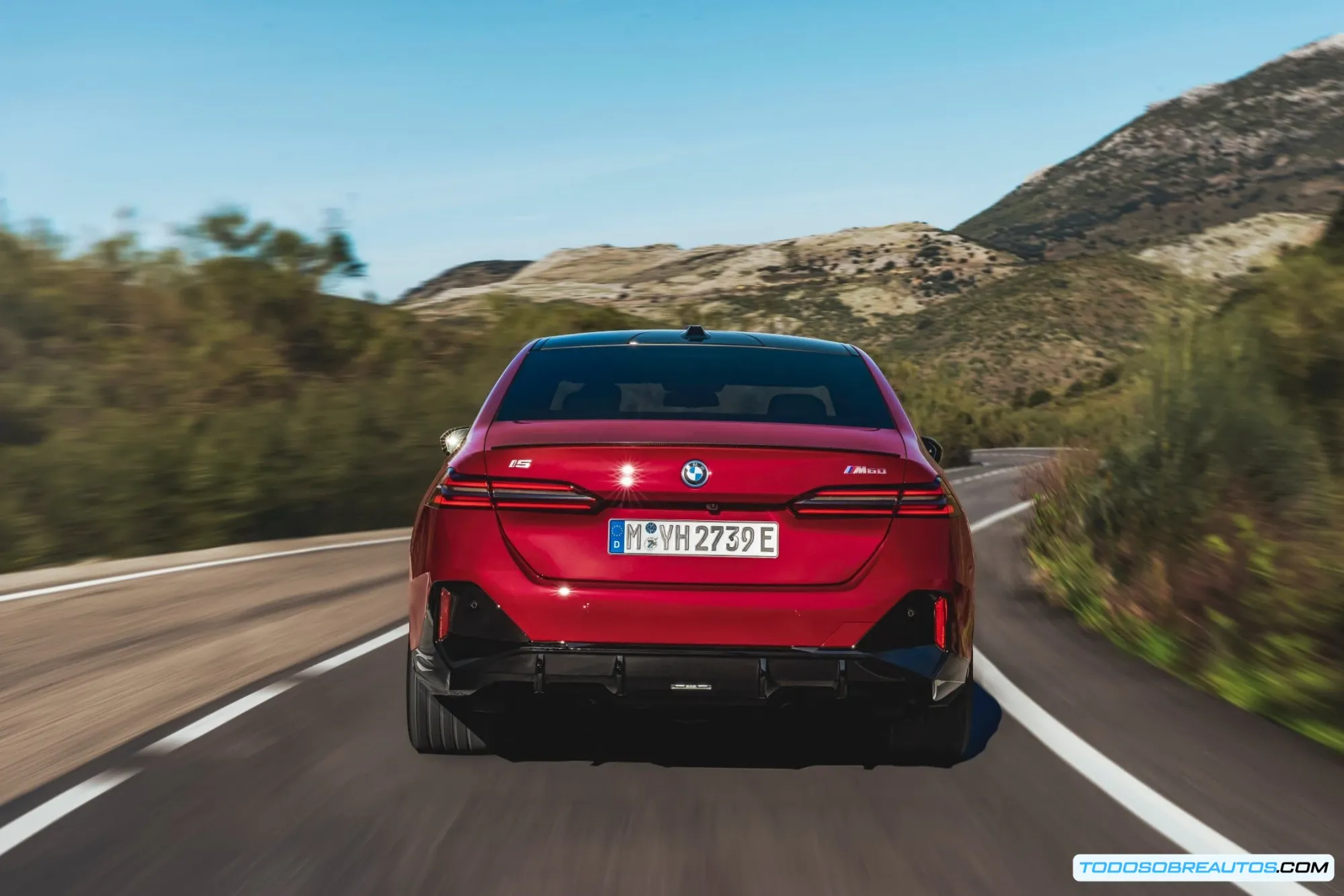 BMW i5, marca alemana premium que se coló en el top 10 de ventas en España en noviembre 2025