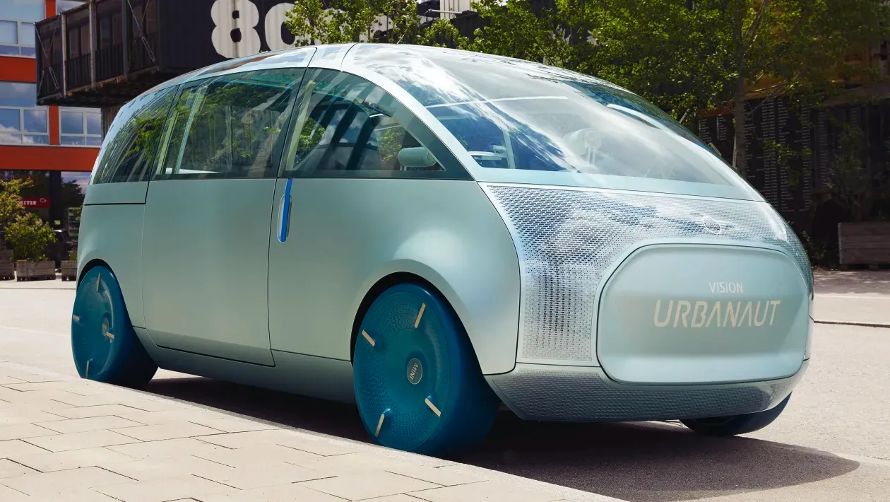 MINI Vision Urbanaut