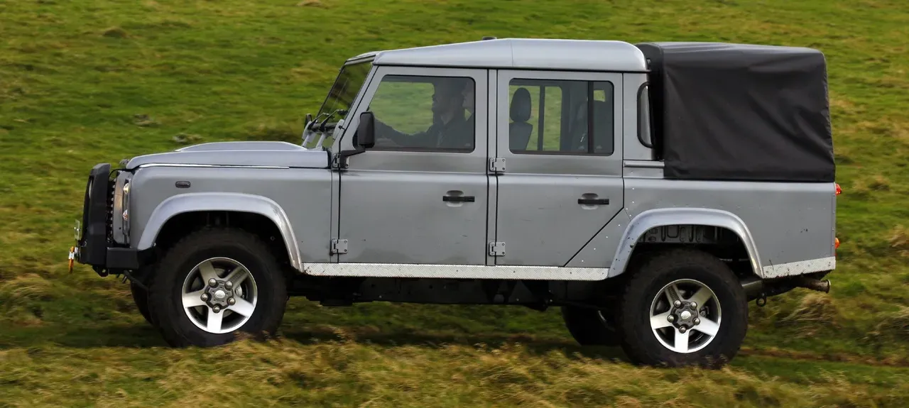 Land Rover podría lanzar un Defender pick-up