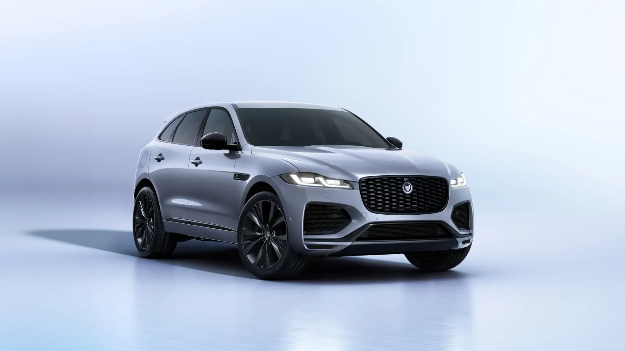 Jaguar cumple 90 años y lo celebra con una edición especial del mítico F-Pace