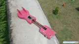 Subastado Cadillac Guitarra de Elvis Presley