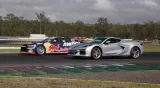 Corvette E-Ray Híbrido Vence a Camaro Supercar en Drag Race