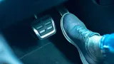 Adiós al 'One Pedal' en China