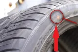 Puntos Rojos y Amarillos en Neumáticos