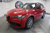 Alfa Romeo Stelvio 2024 rojo