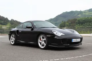 Porsche 911 Turbo (996) Negro