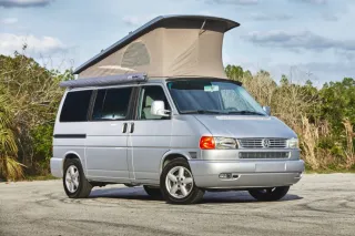 Volkswagen Eurovan Westfalia Plateado