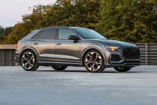 Audi RS Q8 2023 Gris