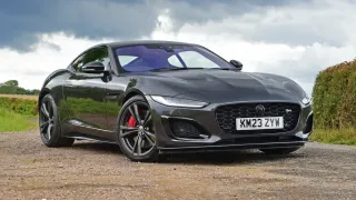 Jaguar F-Type R 2023 Negro