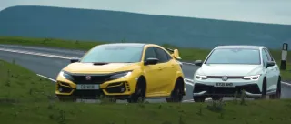 Golf GTI Clubsport 45 Blanco vs Civic Type R Amarillo