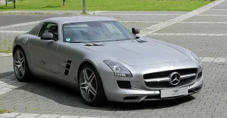 Mercedes-Benz SLS AMG Plateado