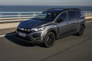 Dacia Jogger Hybrid Negro