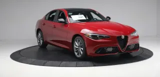 Alfa Romeo Giulia Sprint 2024 Rojo